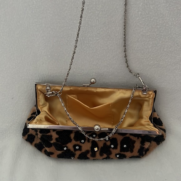 Vintage faux fur animal print purse with gems. - Picture 3 of 3